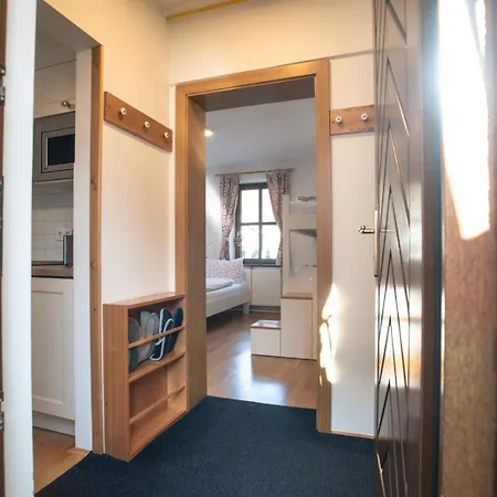 Pritlicni Apartma Hribovc Z Atrijem V Blizini Golf Cluba *