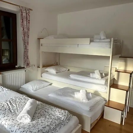 Pritlicni Apartma Hribovc Z Atrijem V Blizini Golf Cluba Apartmán *