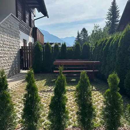 Pritlicni Apartma Hribovc Z Atrijem V Blizini Golf Cluba * Kranjska Gora
